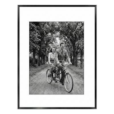 Brooklyn Portrait Picture Frame — 12x16 / Black