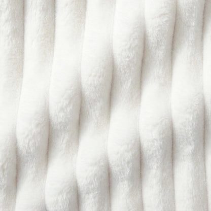 Americanflat 50x60 Faux Fur Throw Blanket - Soft and Breathable Throw Blanket for Couch, Bed, Chair - White Faux Fur Blankets Perfect for Home, Bedroom, or Outdoor Use