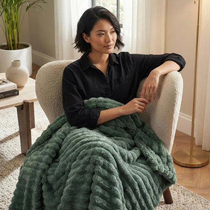 Americanflat 60x80 Faux Fur Throw Blanket - Soft and Breathable Throw Blanket for Couch, Bed, Chair - Green Faux Fur Blankets Perfect for Home, Bedroom, or Outdoor Use