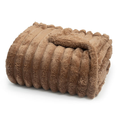 Americanflat 50x60 Faux Fur Throw Blanket - Soft and Breathable Throw Blanket for Couch, Bed, Chair - Brown Faux Fur Blankets Perfect for Home, Bedroom, or Outdoor Use