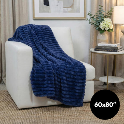 Americanflat 60x80 Faux Fur Throw Blanket - Soft and Breathable Throw Blanket for Couch, Bed, Chair - Blue Faux Fur Blankets Perfect for Home, Bedroom, or Outdoor Use