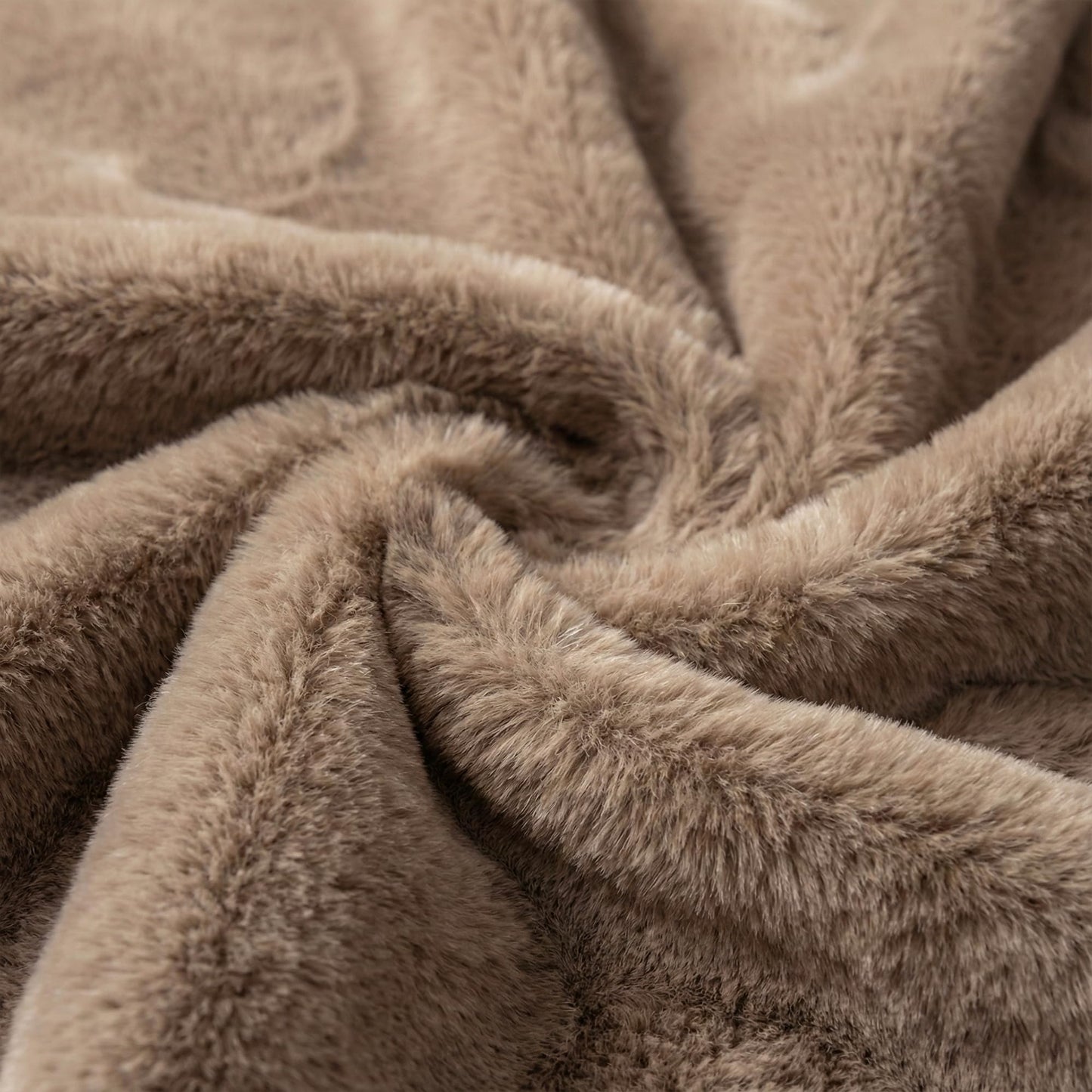 Americanflat 50x60 Double Sided Faux Fur Throw Blanket - Soft and Breathable Throw Blanket for Couch, Bed, Chair - Taupe Faux Fur Blankets Perfect for Home, Bedroom, or Outdoor Use