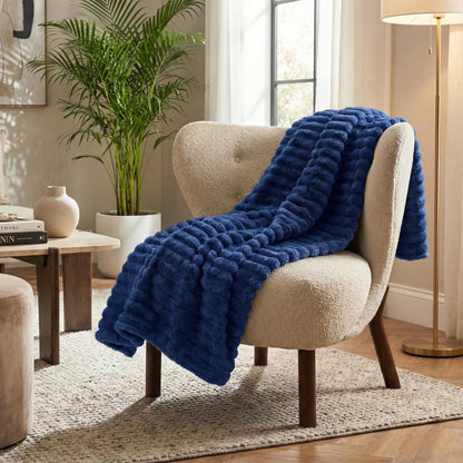 Americanflat 60x80 Faux Fur Throw Blanket - Soft and Breathable Throw Blanket for Couch, Bed, Chair - Blue Faux Fur Blankets Perfect for Home, Bedroom, or Outdoor Use