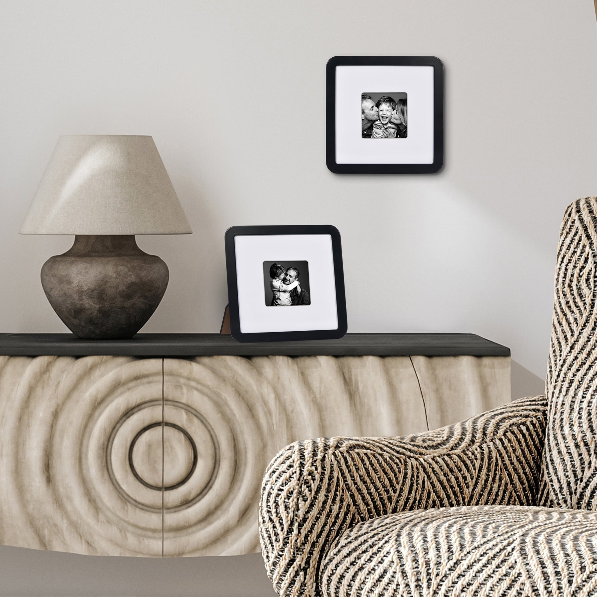 Americanflat Picture Frame with Round Corner CCF0808BLK44