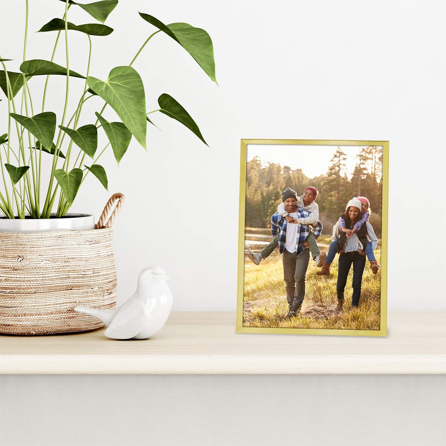 Americanflat Float Picture Frame