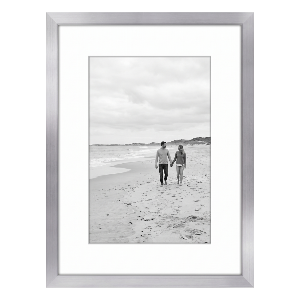 Silver Streamline frame, 6x8, with a 4x6 white mat, holding a photo of a couple on a pale beach 