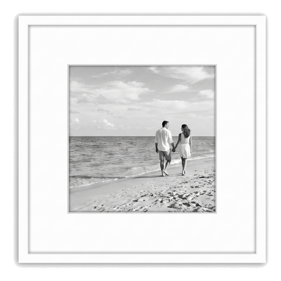 Streamline Matted Picture Frame — 18x18 with 8x8 Mat / White / 1 Pack