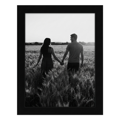 Signature Unmatted Picture Frame — Black / 7x9 / 1 Pack