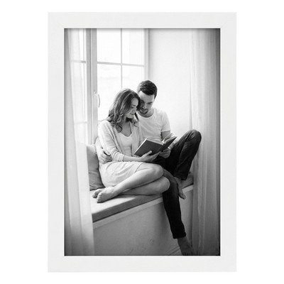 Signature Unmatted Picture Frame — White / 9x12 / 1 Pack
