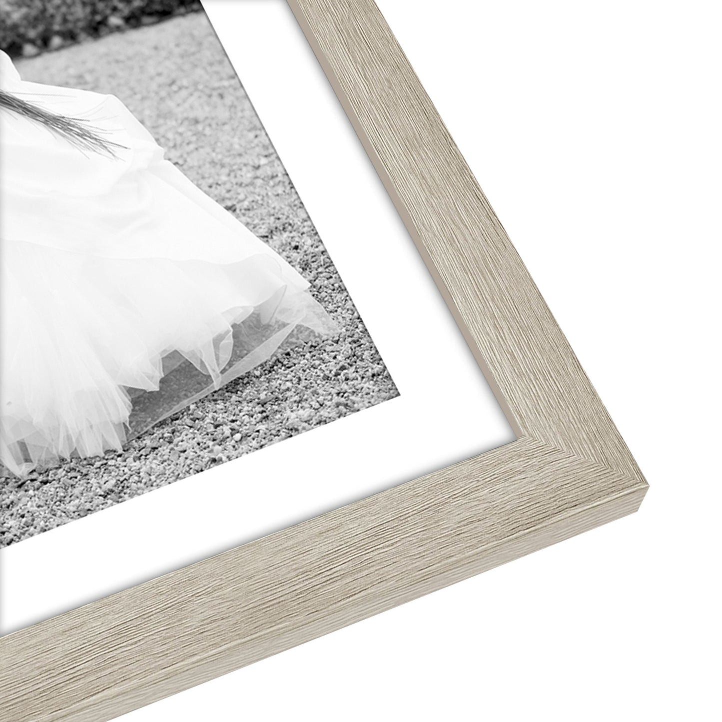 Americanflat Gallery Wall Frame Set | Set of 7 | Shatter-Resistant Glass