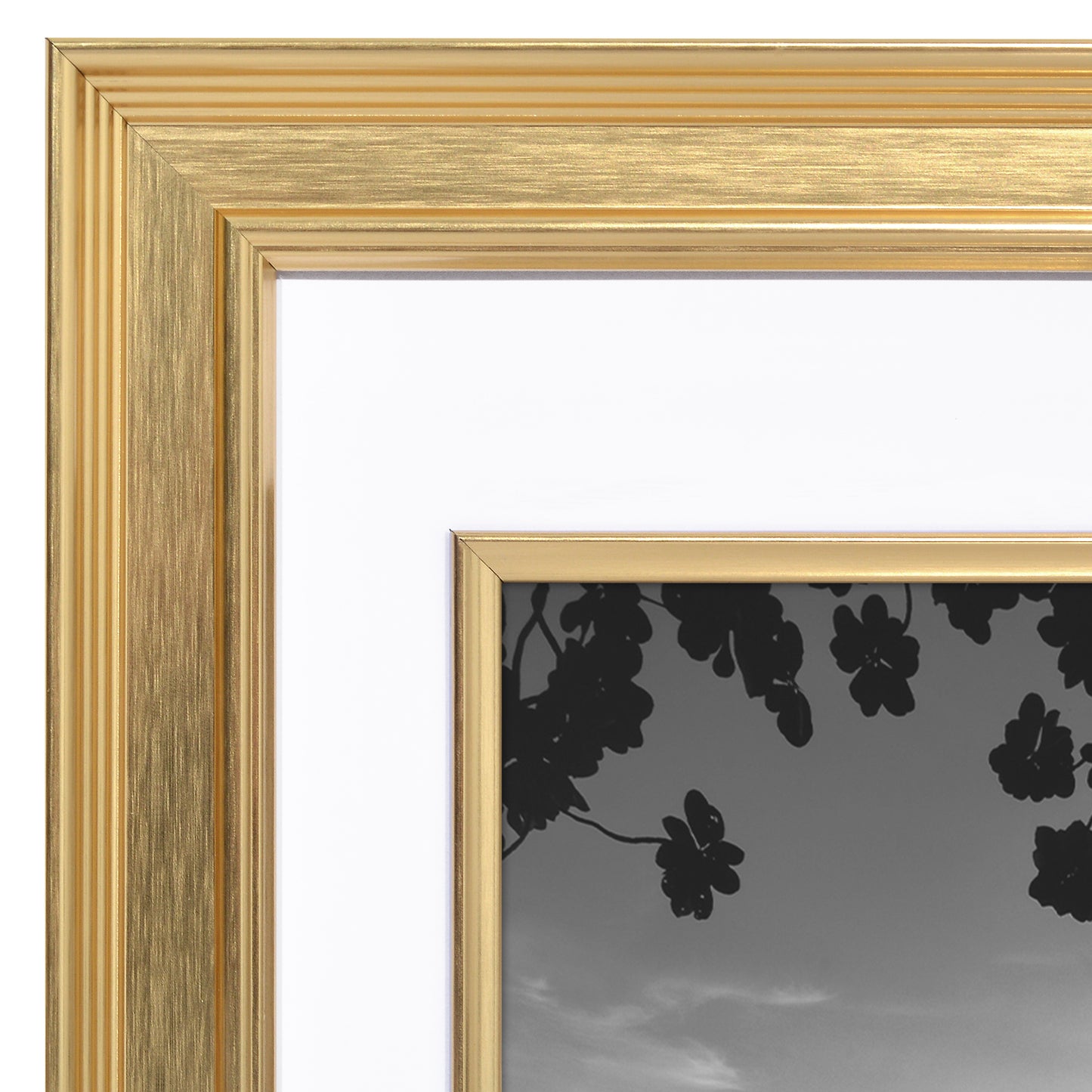 Veranda Picture Frame | Fillet Accent | Mat Included | Shatter-Resistant - Americanflat
