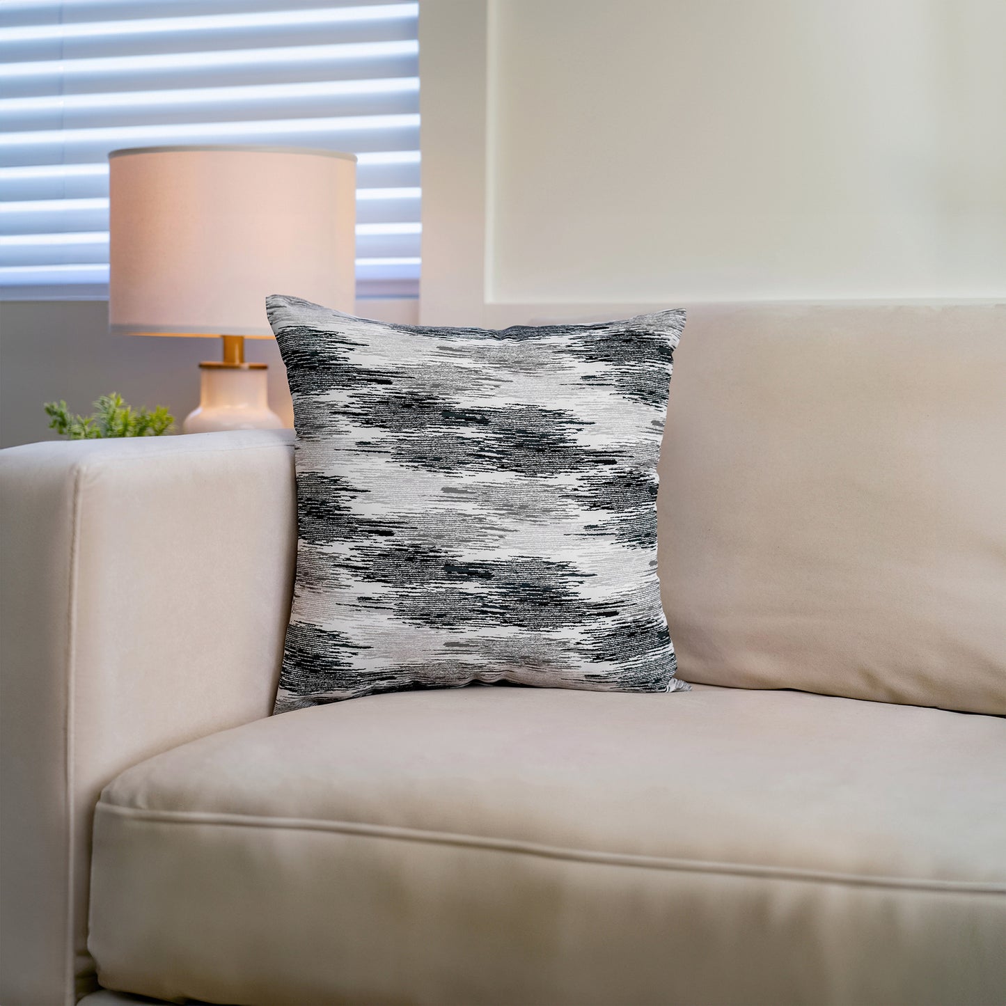 Throw Pillow | Decorative Styles | Sewn-In Insert – Americanflat