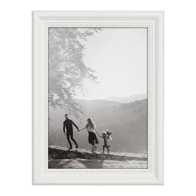 Heirloom Unmatted Picture Frame — 5x7 / White / Vintage frame