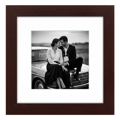 Hudson Picture Frame — 9x9 / Mahogany / 6x6