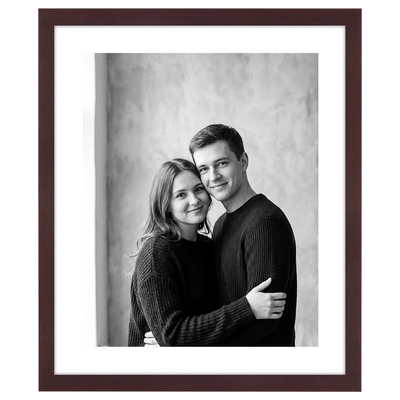 Hudson Picture Frame — 20x24 / Mahogany / 16x20