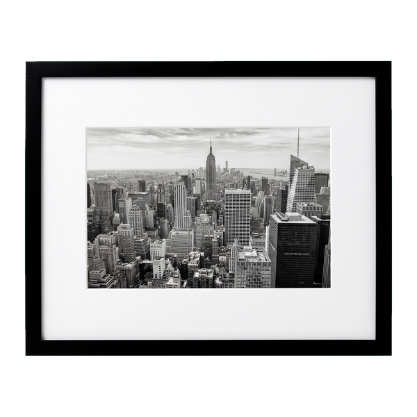 Streamline black frame