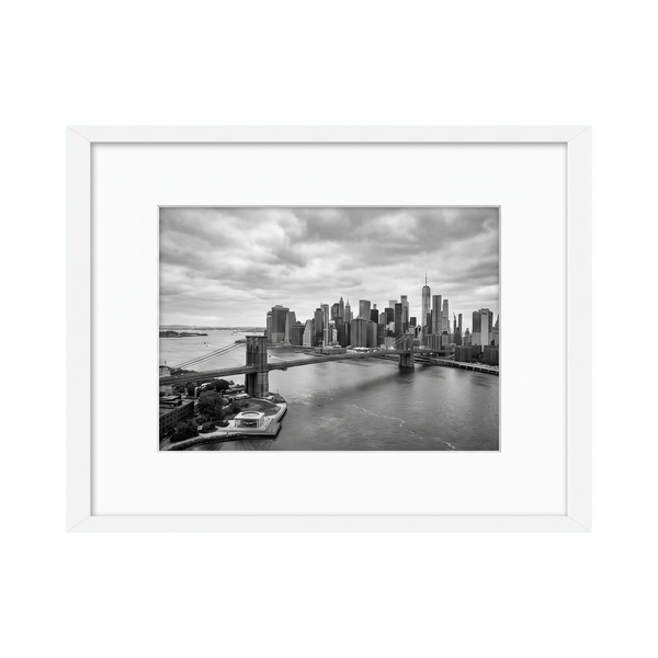 Streamline white frame