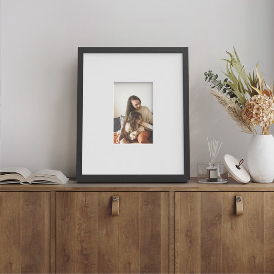 Soho Gallery Digital Frame - 10.1" Screen