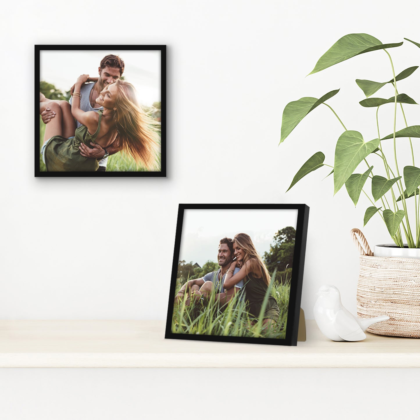 Thin Border Photo Frame in Black - Plexiglass Cover For Horizontal Formats - Picture Frame