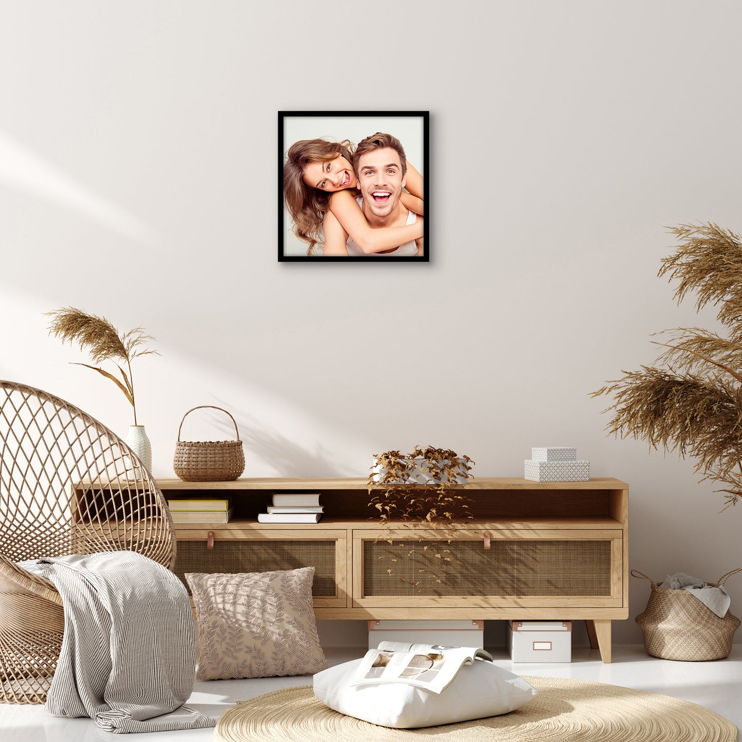 Thin Border Photo Frame in Black - Plexiglass Cover For Horizontal Formats - Picture Frame